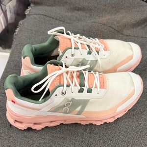 On Running Women's Multicolor Running Shoes